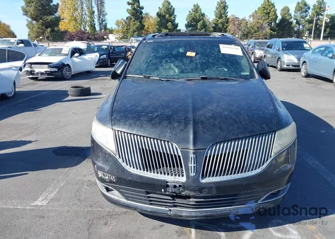 2013 Lincoln Mkt Livery from USA, damaged, VIN 2LMHJ5NK5DBL52289